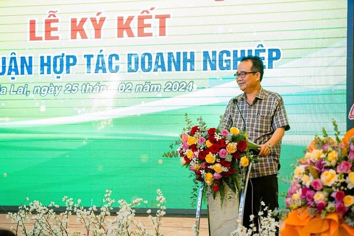 Ông Lưu Trung Nghĩa – Tỉnh ủy viên, Giám đốc Sở Nông nghiệp và PTNT tỉnh Gia Lai chia sẻ ý kiến đề xuất tại Lễ ký kết