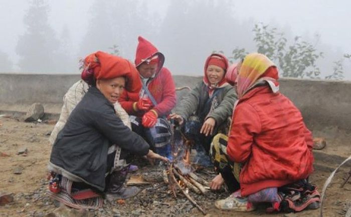 Vùng núi cao miền Bắc trời rét tê tái.
