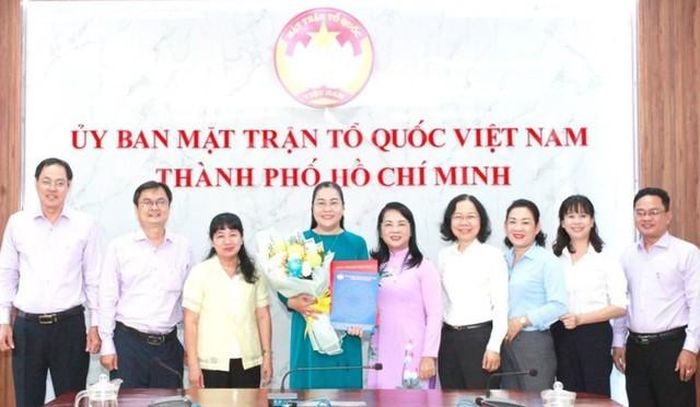 Bà Nguyễn Thị Kim Thúy giữ chức Phó Chủ tịch Ủy ban MTTQ Việt Nam TP HCM