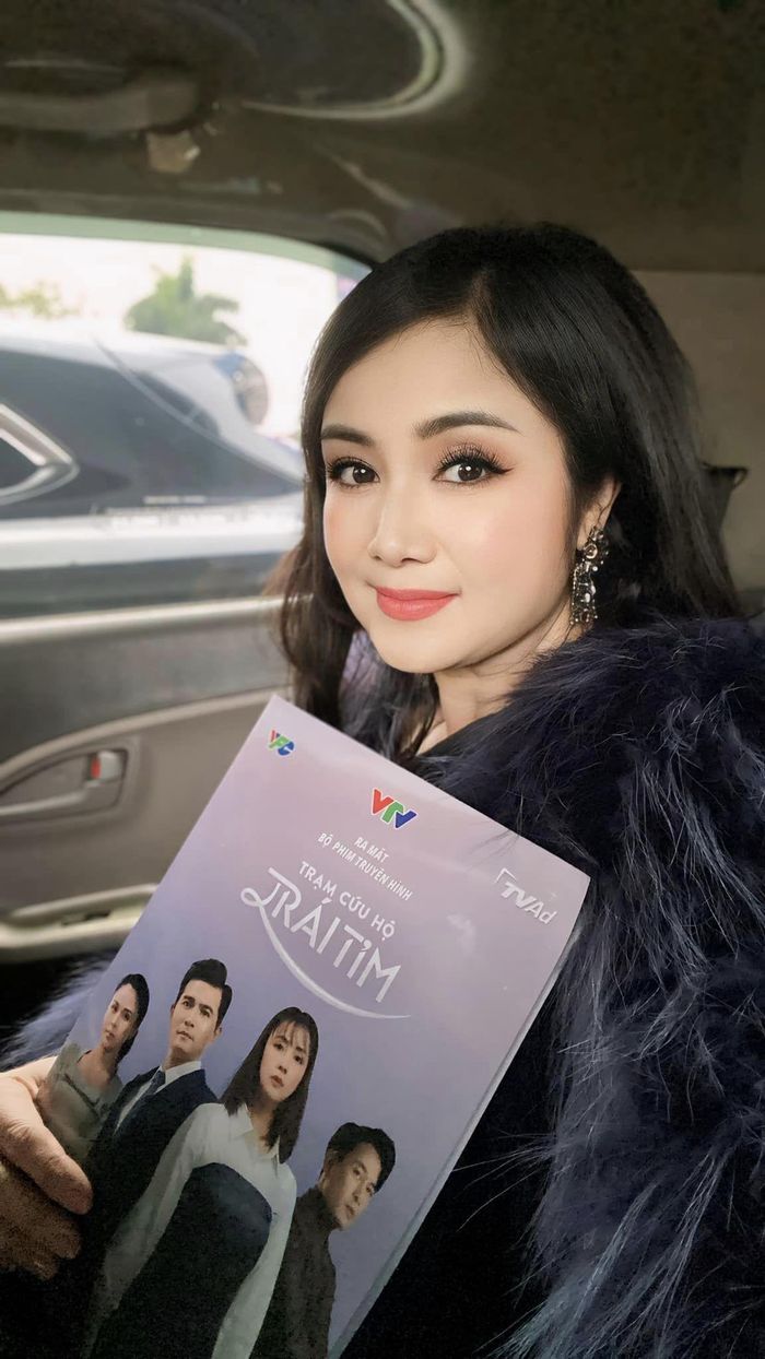 NSND Thu Hà trẻ mãi không già.