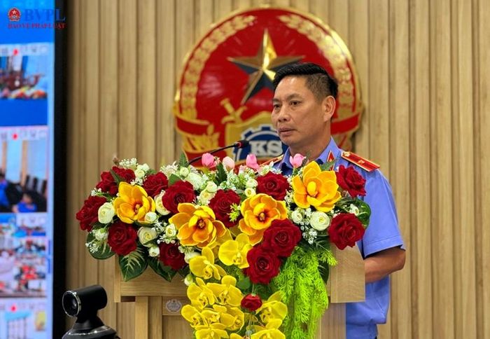  Đồng chí Lê Quang Tiến - Viện trưởng VKSND tỉnh Đắk Lắk phát biểu kết luận tại Hội nghị.