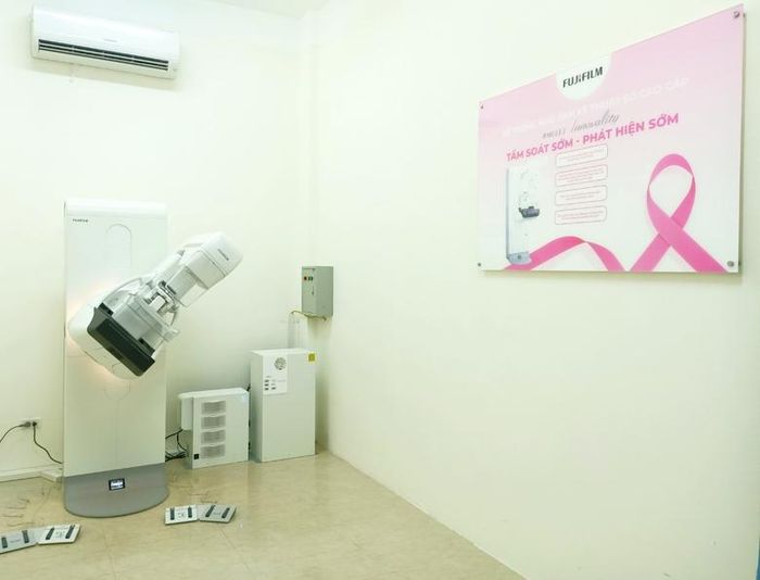  Máy chụp nhũ ảnh được đầu tư tại Bệnh viện Sản - Nhi tỉnh. 