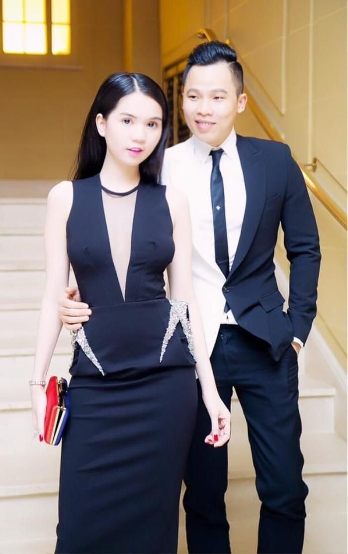 Từ những ngày đầu tiên khi Ngọc Trinh tham gia showbiz, Vũ Khắc Tiệp luôn ở bên cạnh cô nàng