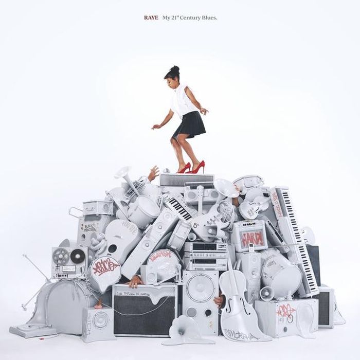 Bìa album “My 21st Century Blues” của Raye