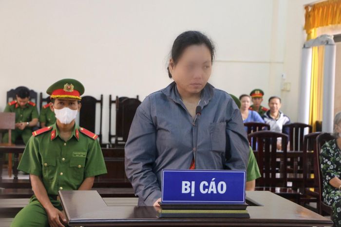 Bị cáo Lý Thị Mỹ Thanh tại phiên tòa.