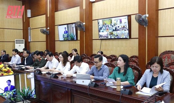 Đại biểu dự hội nghị tại điểm cầu UBND tỉnh Thanh Hóa.