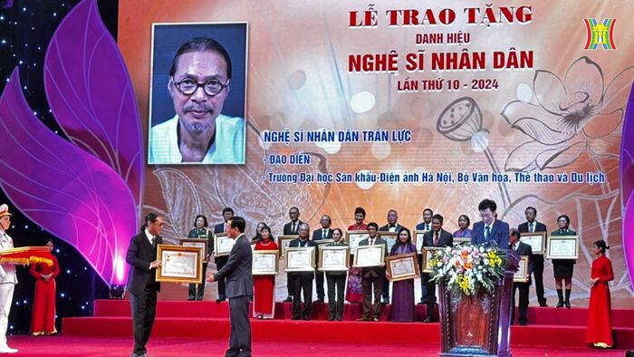 Nghệ sĩ Nhân dân Trần Lực