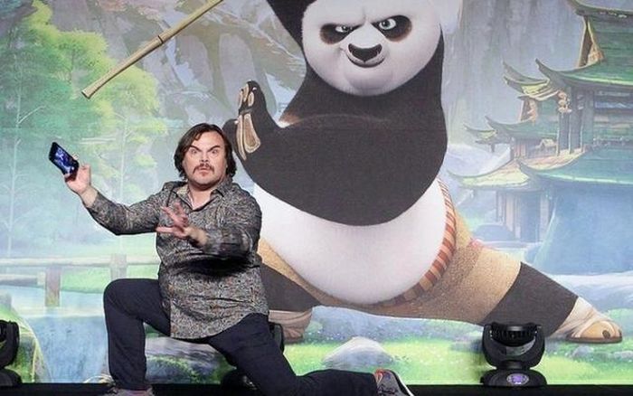 Jack Black lồng tiếng cho Po