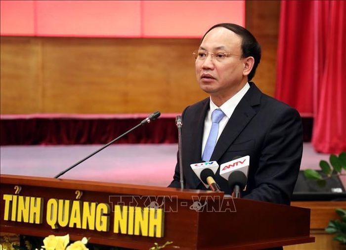 Bí thư Tỉnh ủy Quảng Ninh Nguyễn Xuân Ký phát biểu tại buổi làm việc.