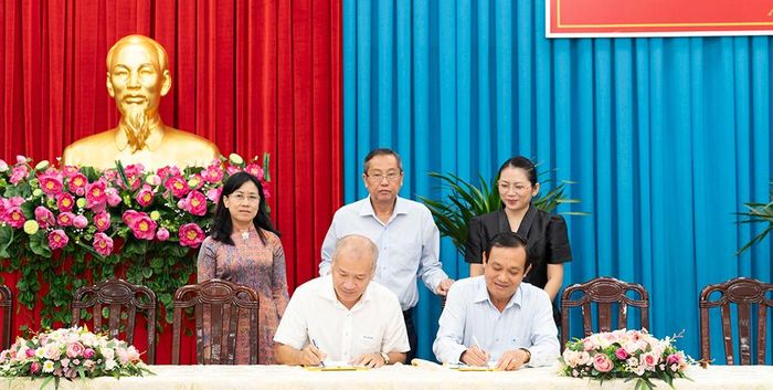 Ban Dân vận Tỉnh ủy An Giang ký kết chương trình phối hợp với Sở Nông nghiệp và Phát triển nông thôn