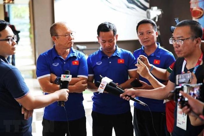 Xuân Trường nhận định triết lý của HLV Park Hang Seo khá cũ kỹ ở Hàn Quốc nhưng phù hợp với bóng đá Việt Nam - (Ảnh: Hoàng Linh/TTXVN)
