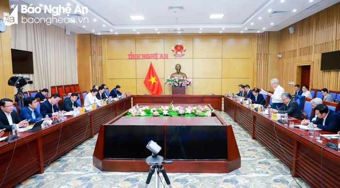 Quang cảnh cuộc làm việc. Ảnh: Thành Duy