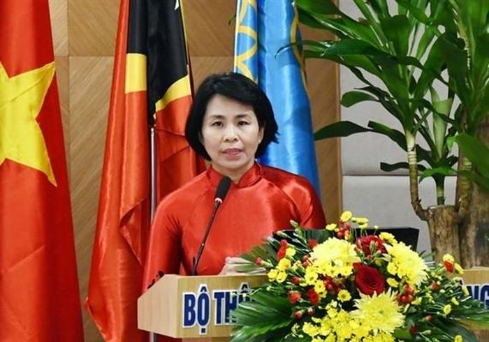 Bà Lê Thị Hoàng Yến. 