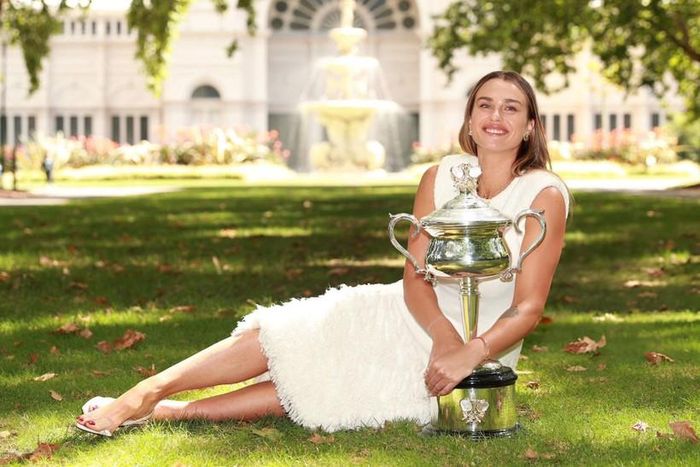 Aryna Sabalenka ăn mừng chức vô địch Australian Open 2024. Ảnh: INT.