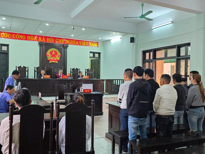 Toàn cảnh phiên tòa sơ thẩm
