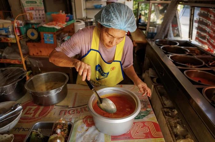 Nhà hàng Jay Jay Chan chuyên phục vụ Khao Soi - món ăn đặc trưng của miền Bắc Thái Lan.
