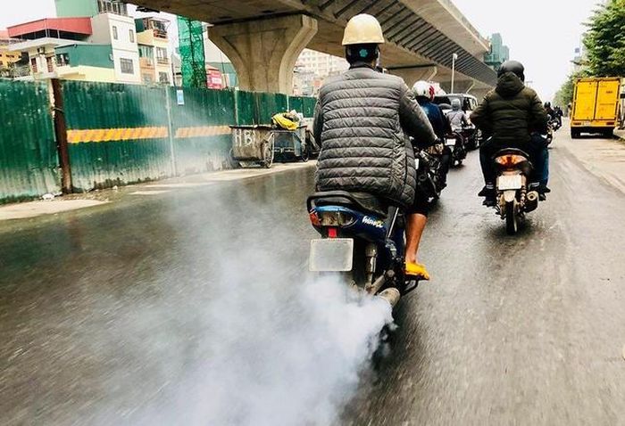 Muốn giảm bớt gia tăng ô nhiễm không khí, Hà Nội cần tổ chức đồng bộ về không gian đô thị. Đồng thời hạn chế phương tiện giao thông cá nhân
