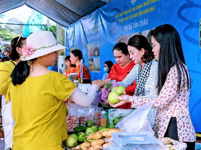 Ngày hội phụ nữ An Giang khởi nghiệp