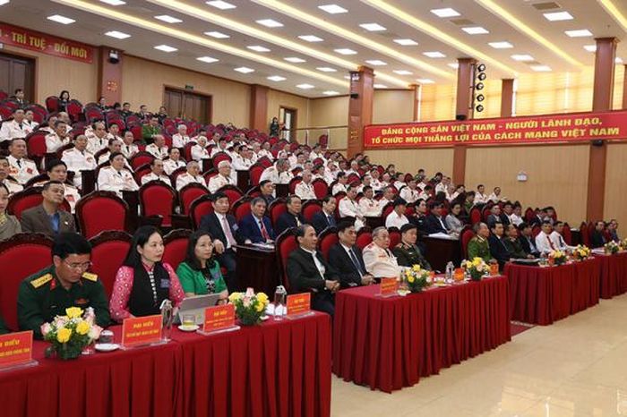 Các đại biểu dự đại hội.