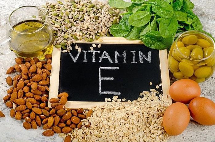  Thực phẩm giàu vitamin E. 