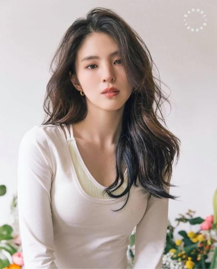 Han So Hee xây dựng hình tượng ghét đàn ông, nhưng sau đó hẹn hò với người bị chê là gã trai tồi.
