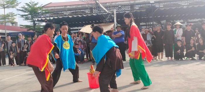 Trò chơi Cướp cờ.
