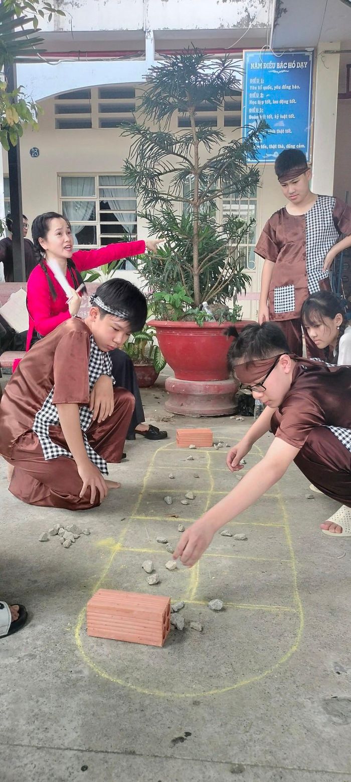 Trò chơi Ô ăn quan.