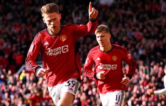  MU vào bán kết FA Cup lần thứ 32 trong lịch sử, con số không CLB nào chạm đến. Đây sẽ là cơ hội để "Quỷ đỏ" kết thúc mùa giải 2023/24 với một danh hiệu. 