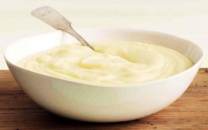 Mặt nạ sữa tươi và khoai tây nghiền được Lee Young Ae sử dụng mỗi tuần 1 lần.