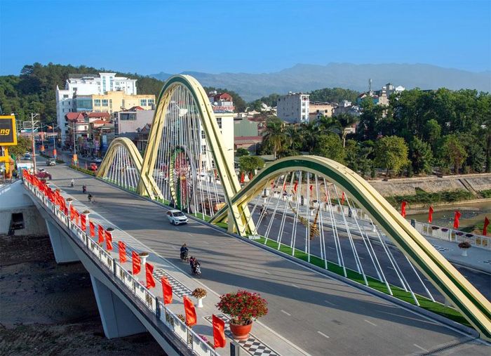 Dự án Cầu Thanh Bình là điểm nhấn về cảnh quan của TP. Điện Biên Phủ.