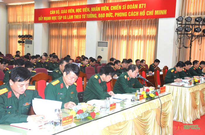 Các đại biểu tham dự hội nghị.