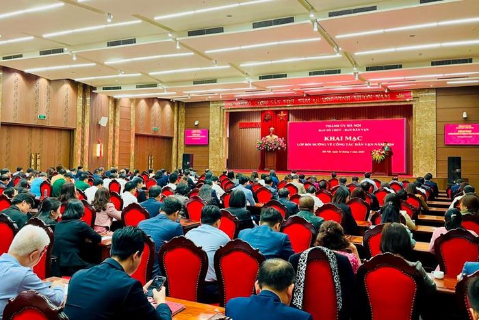 Quang cảnh lễ khai giảng.