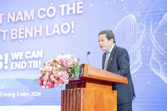 Tiến sĩ, b&aacute;c sĩ cao cấp Đinh Văn Lượng, Gi&aacute;m đốc Bệnh viện Phổi Trung ương, Trưởng Ban điều h&agrave;nh Chương tr&igrave;nh Chống lao quốc gia ph&aacute;t biểu.