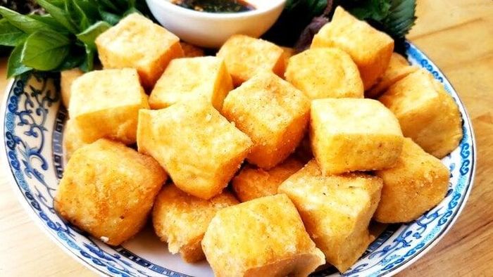 Đậu hũ chiên giòn. (Ảnh: B.L)