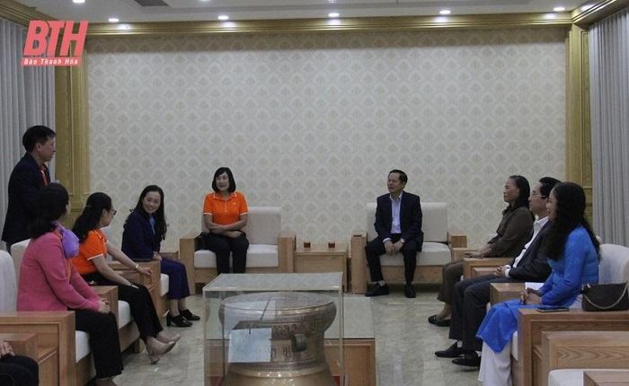 Trung ương Hội LHPN Việt Nam, Hội đồng thành viên TYM, Tổng Giám đốc TYM gặp, trao đổi công tác với Chủ tịch Hội LHPN tỉnh Thanh Hóa, lãnh đạo TP Sầm Sơn