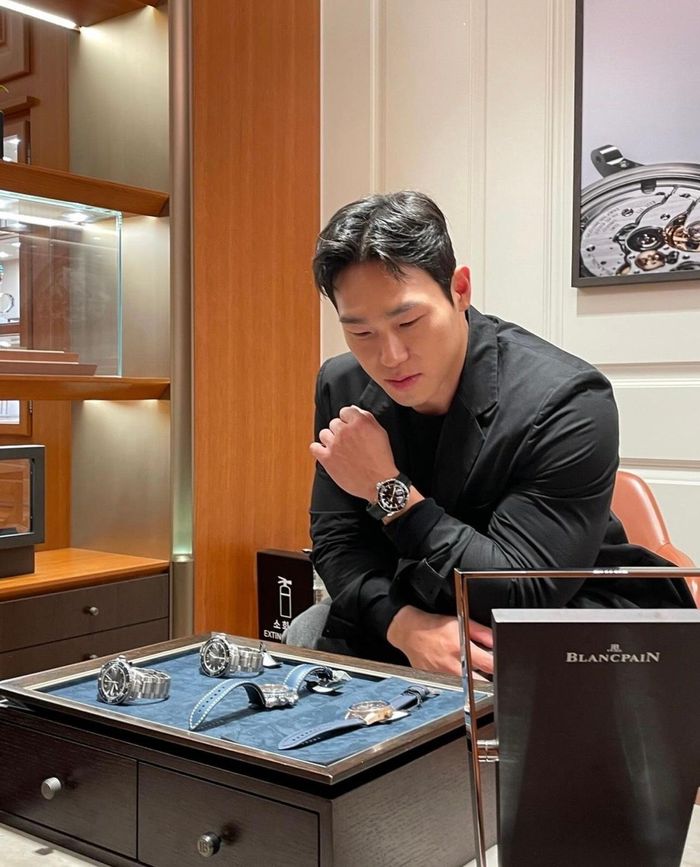 Sau chương trình, Yoon Sung Bin vẫn giữ mối quan hệ tốt với các thí sinh khác. Công việc của Sung Bin cũng có sự thay đổi. Bên cạnh làm phát thanh viên, anh còn thường xuyên được mời làm người mẫu quảng cáo, chụp ảnh cho các nhãn hàng thời trang, thể thao...