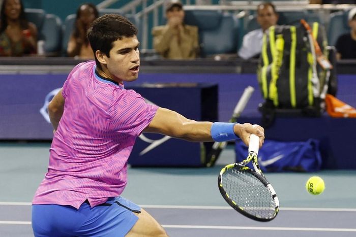 Bước sang set 2, Monfils và Alcaraz chơi giằng co hấp dẫn