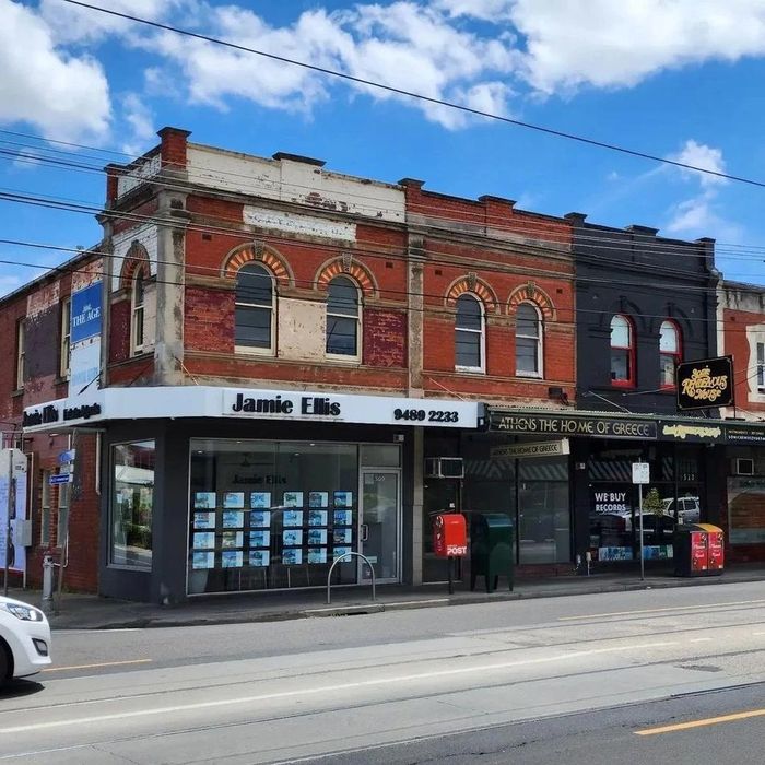 High Street, Melbourne (Australia) đứng vị trí top 1 với nhiều hàng quán ăn ngon. Ảnh: @art_dogs_architecture_gal.