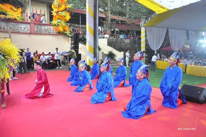 Nghi thức tế lễ tại lễ hội.