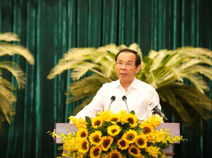 Bí thư Thành ủy thành phố Hồ Chí Minh Nguyễn Văn Nên phát biểu kết luận hội nghị.
