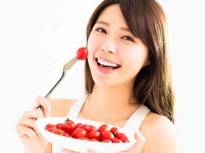 Tiêu thụ thực phẩm giàu collagen giúp làn da sáng khỏe.