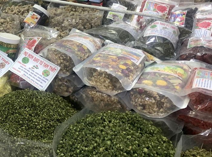 Các loại trà hoa. Ảnh: B.Nguyên