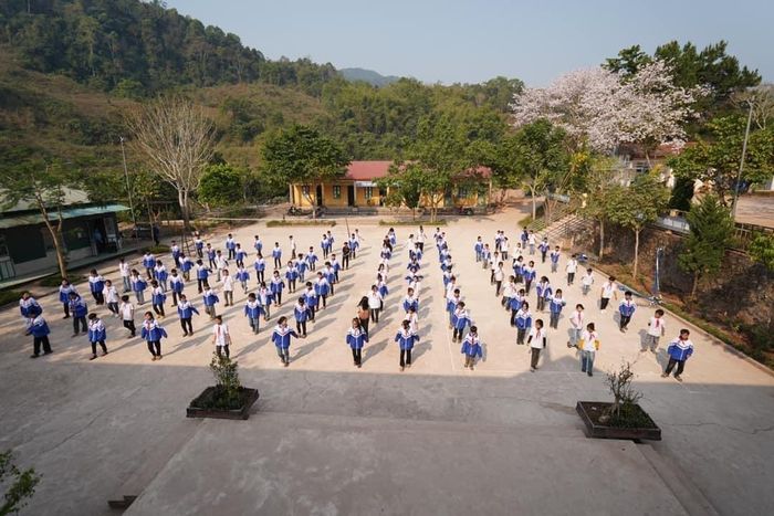 Trường phổ thông Dân tộc bán trú Tiểu học và Trung học cơ sở Sín Thầu. Ảnh: Vũ Đạo