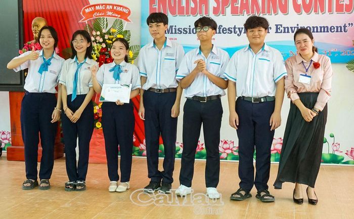 Đội ấn tượng được yêu thích nhất thuộc về Trường THPT U Minh.