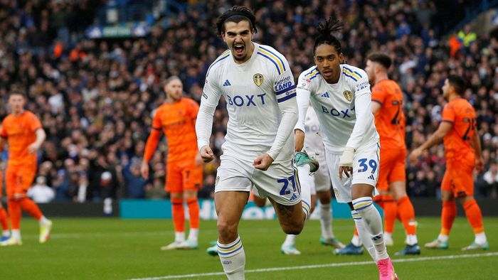  Hiện tại, Leicester bị đẩy xuống vị trí thứ 3, kém lần lượt Leeds và Ipswich 1 và 2 điểm dù thi đấu ít hơn 1 trận. Nếu không sớm cải thiện tình hình, Leicester nguy cơ phải tham dự vòng play-off vốn chứa đựng rất nhiều rủi ro. 