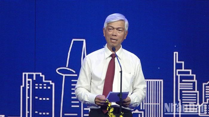 Ông Võ Văn Hoan, Phó Chủ tịch Ủy ban nhân dân Thành phố Hồ Chí Minh phát biểu khai mạc.