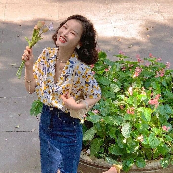Áo sơ mi họa tiết dễ mặc trong nhiều hoàn cảnh khác nhau.