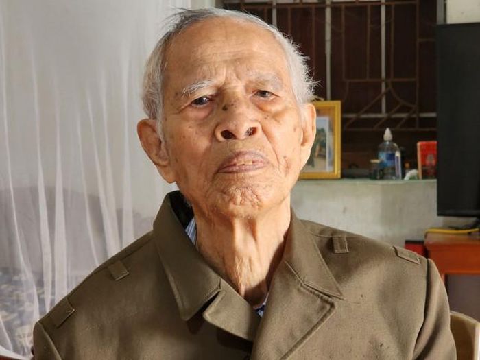 Ngoài 90 tuổi nhưng những ký ức một thời vẫn còn vẹn nguyên trong ông Thọ.