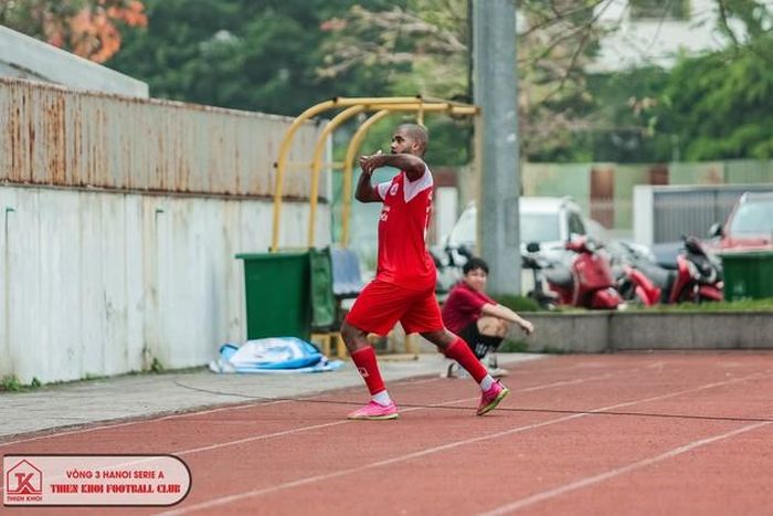 Vua phá lưới V-League 2017 và ăn mừng đầy cảm xúc