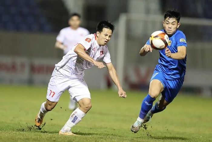 Ở tuổi 20, Đình Bắc cho thấy mình còn phải hoàn thiện nhiều về chuyên môn. Ảnh: VPF